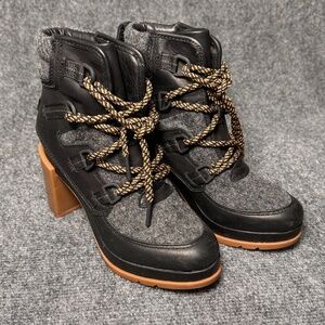 Sorel Blake Lace-Up Booties Women’s 5.5 Wool Leather Block Heel